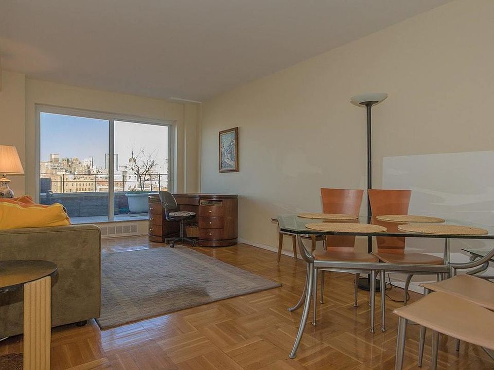 1st image of 241 6th Ave APT 10B