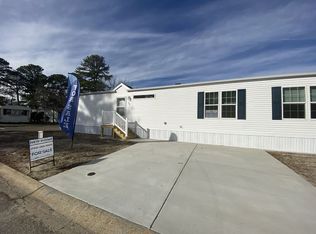 38 Panda Ln, Whiting, NJ 08759