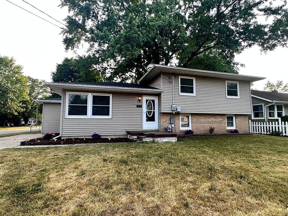 1st image of 7418 Rockford St