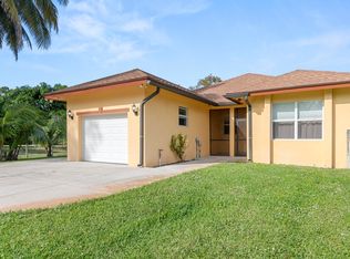 9353 Rodeo Dr, Lake Worth, FL 33467
