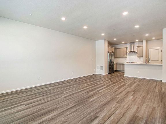 3rd image of 2938 Barnstormer St #2