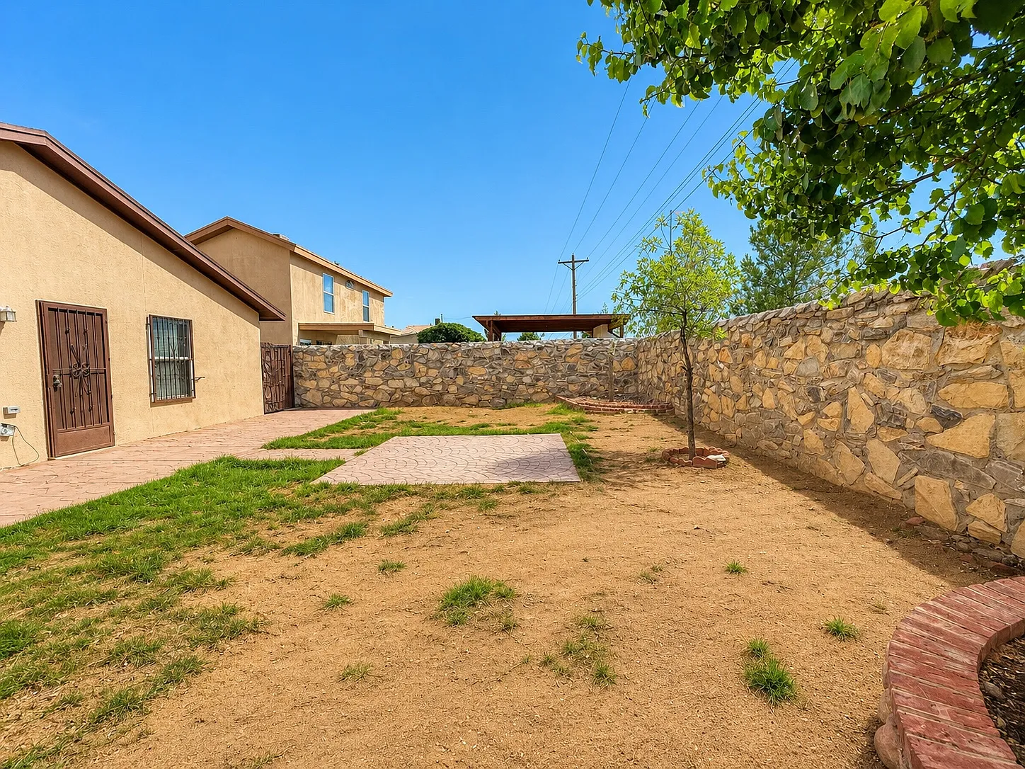 4 bed, 1623 sqft, $1,795 — Photo 2