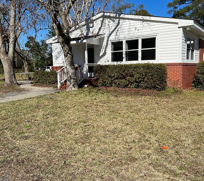 2nd image of 217 Myrtle Ave