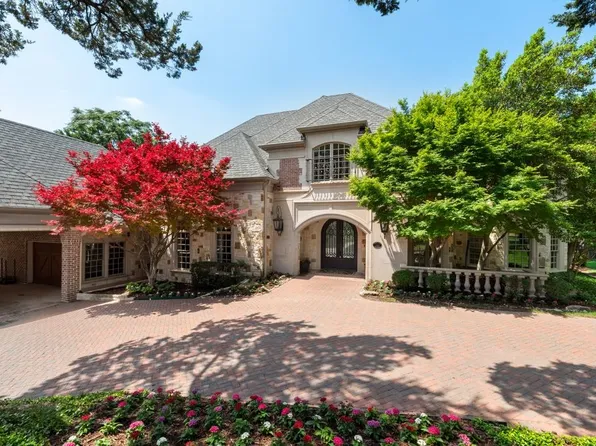 842 Bluff Ridge Dr, Cedar Hill, TX 75104