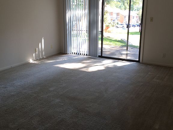 2nd image of 721 Wiggens Ferry Dr #A