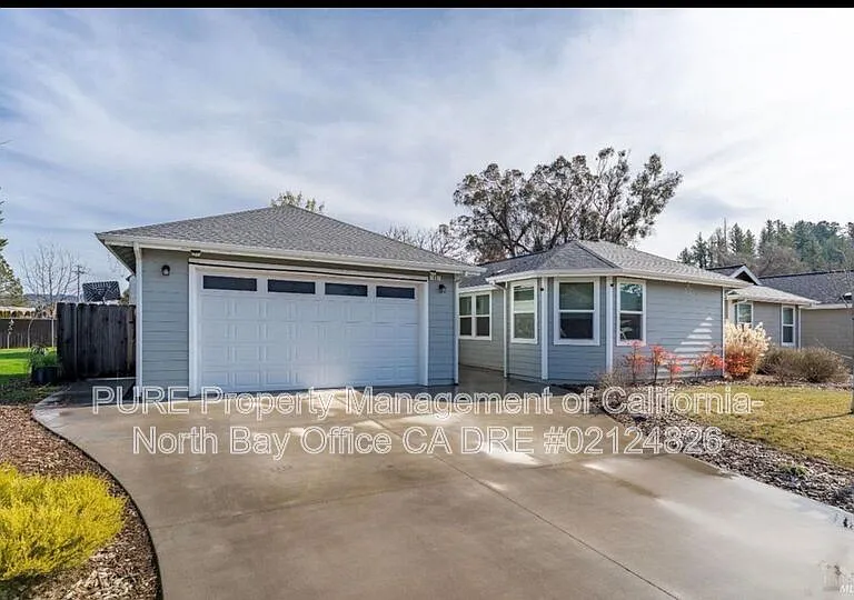 1407 Brothers Ln — Photo 1