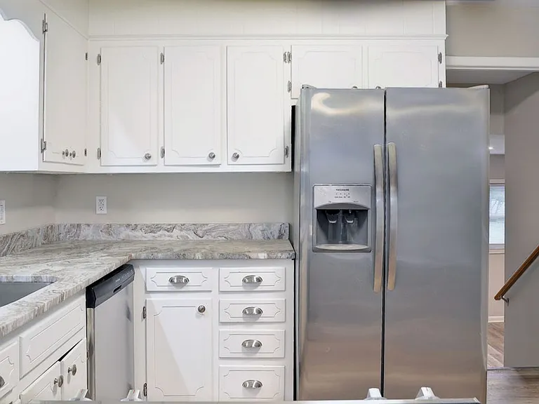 485 Colony Rd — Photo 11