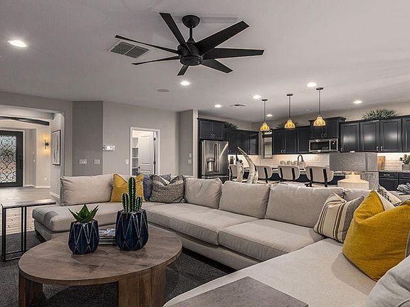 Family Room (stock photo)