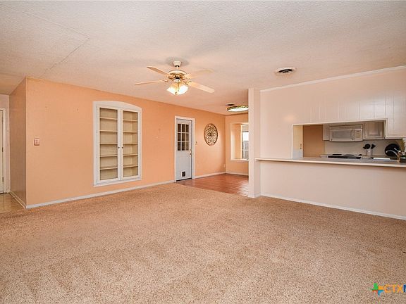 5th image of 212 Pecos Dr