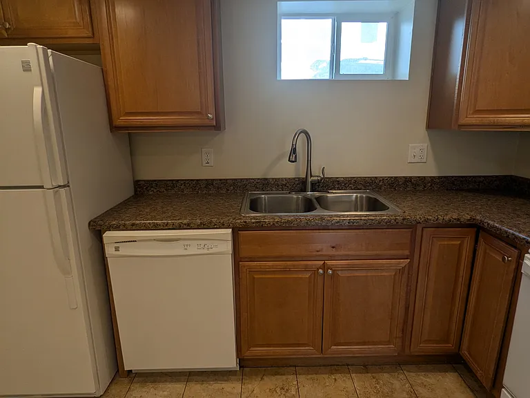 274 E 10th Ave N #1 — Photo 4