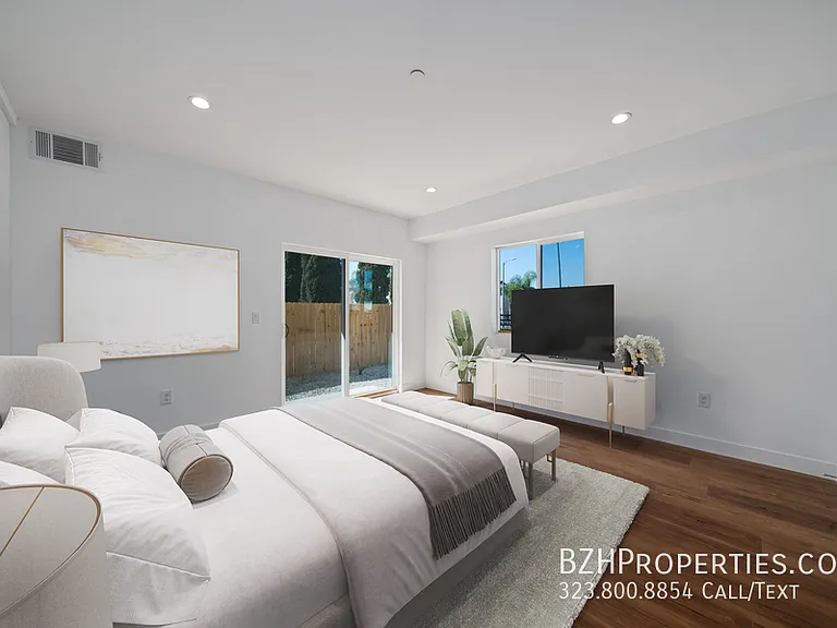 6336 Beck Ave #2 — Photo 3