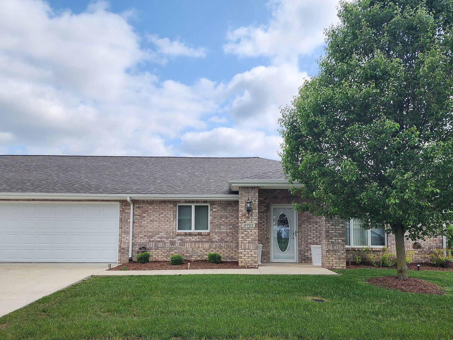 2721 Heritage Pkwy, Anderson, IN 46012 Zillow