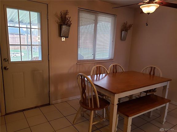 3rd image of 7304 Citadel Dr