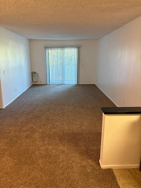 1 bed, 768 sqft, $1,700 — Photo 2