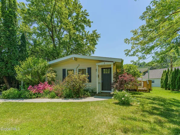 1 Harold Avenue, Latham, NY 12110