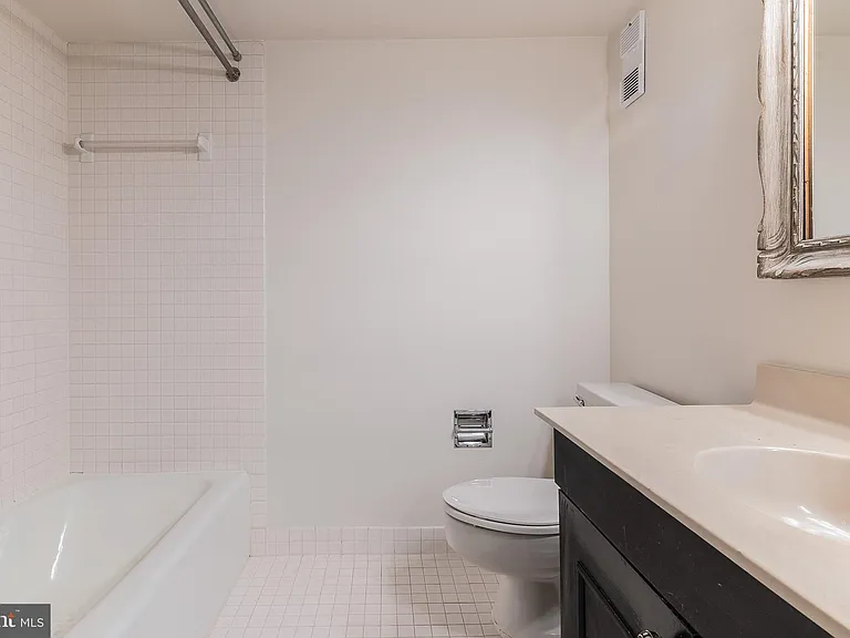 3709 S George Mason Dr #115 — Photo 22
