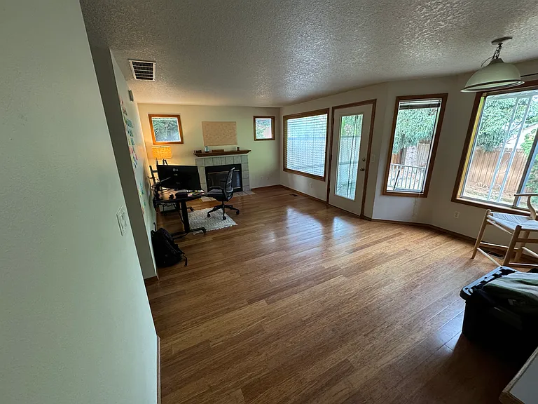 3065 NW 159th Ter — Photo 12