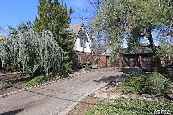 1st image of 125 Albemarle Avenue