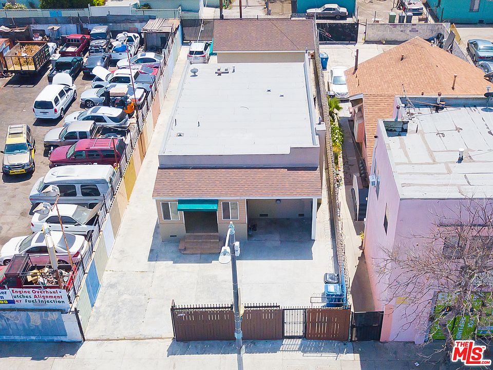 1st image of 2814 W Jefferson Blvd