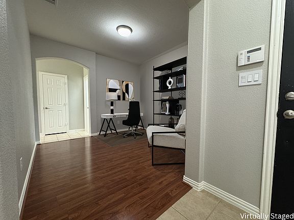 5th image of 8101 Raven Ct