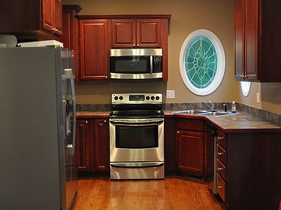 4th image of 293 Mantle Dr