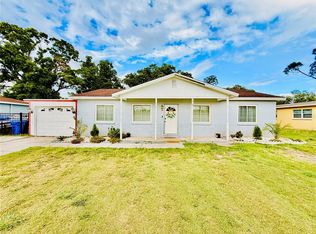 2416 Wishing Well Cir, Tampa, FL 33619