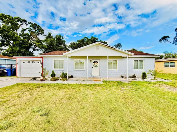 2416 Wishing Well Cir, Tampa, FL 33619