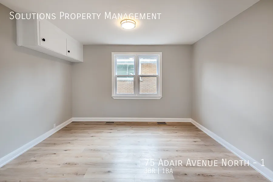 **Main Floor 3 Bedroom w/ almost 1200 square feet of living space** — Photo 4