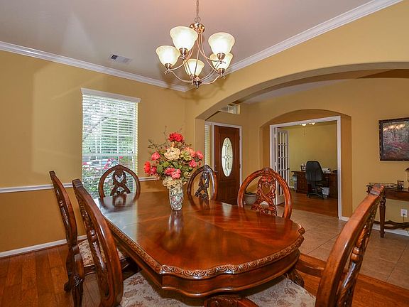 4th image of 26110 Ginger Gables Ln