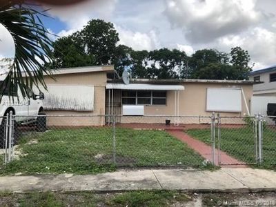 851 E 15th Pl, Hialeah, FL, 33010