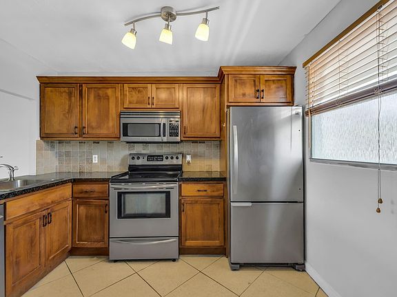 3rd image of 110 Royal Park Drive #2G