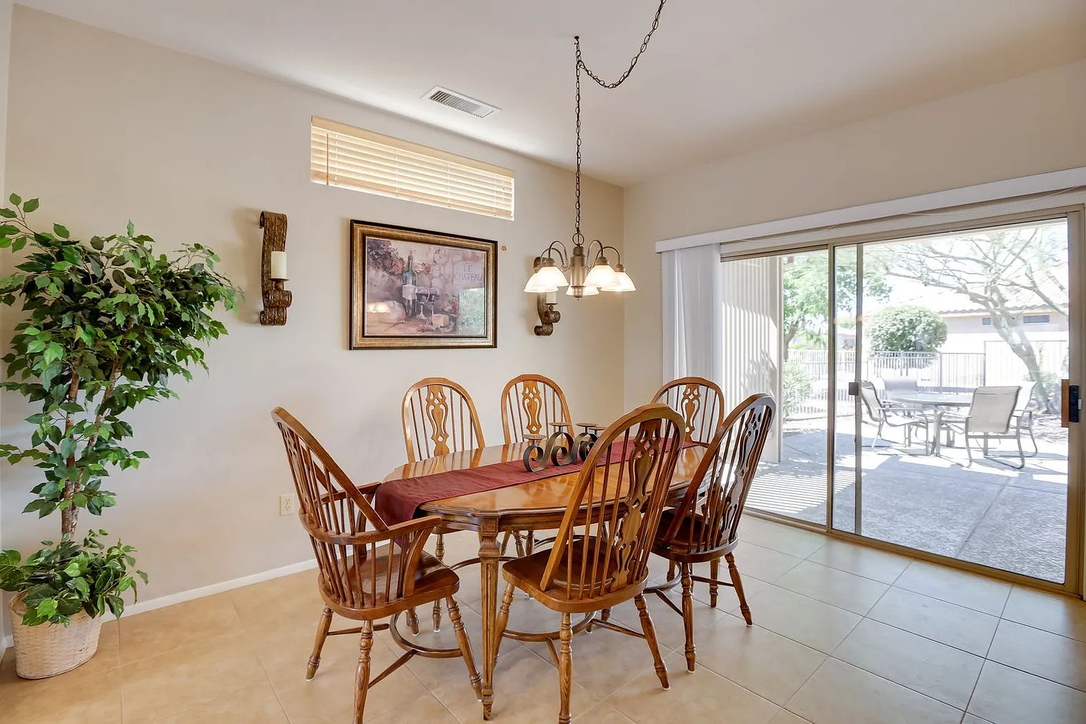 2 bed, 2.0 bath, 1646 sqft, $2,580 — Photo 4