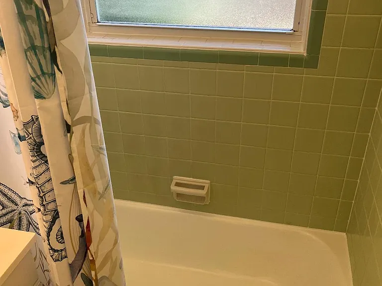 231 NE 24th Ave #1 — Photo 15
