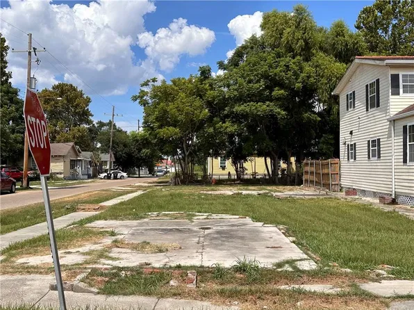 5501 Marais St, New Orleans, LA 70117