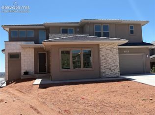3329 Crest Hollow Vw, Colorado Springs, CO 80904