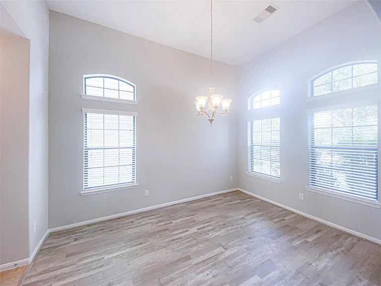 6227 Carnaby Ln — Photo 6
