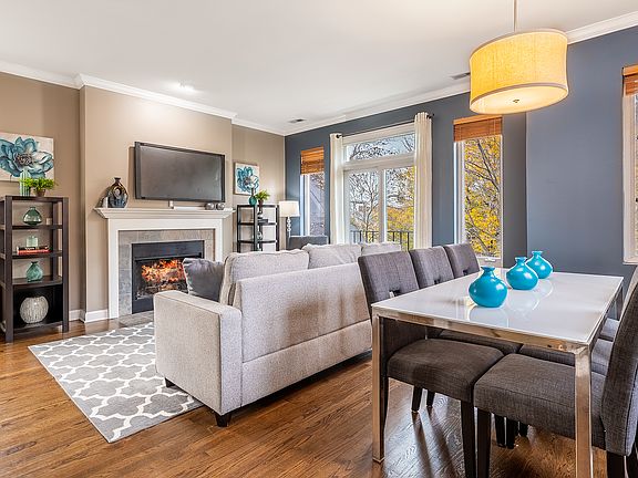 4th image of 1819 N Bissell St #3