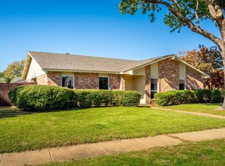 2633 Hampshire Dr, Garland, TX 75040
