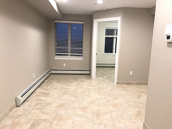 5th image of 3076 38th St APT 4A