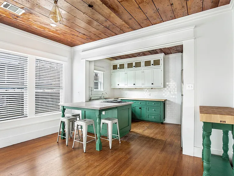 4731 Woodside St — Photo 19