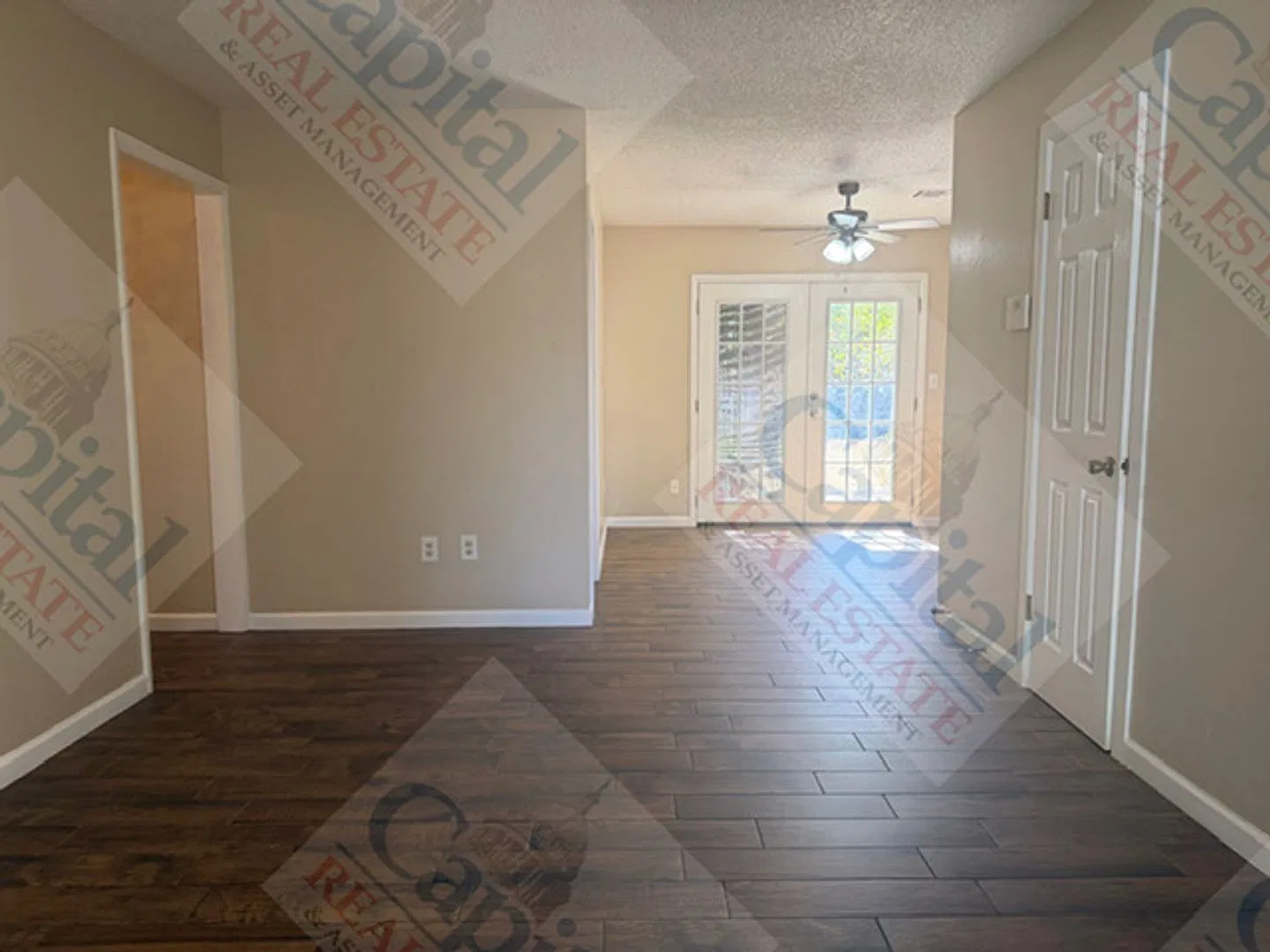 Cute Home Available! — Photo 2