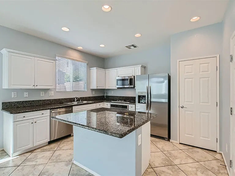 10643 Forum Peak Ln — Photo 4