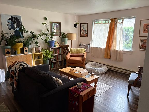 5th image of 2686 W Smith Ave
