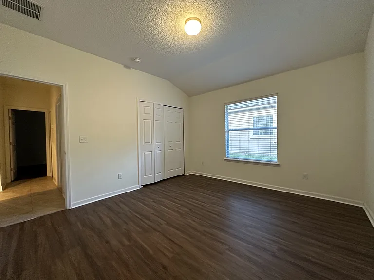 5204 Comfort Ct — Photo 29
