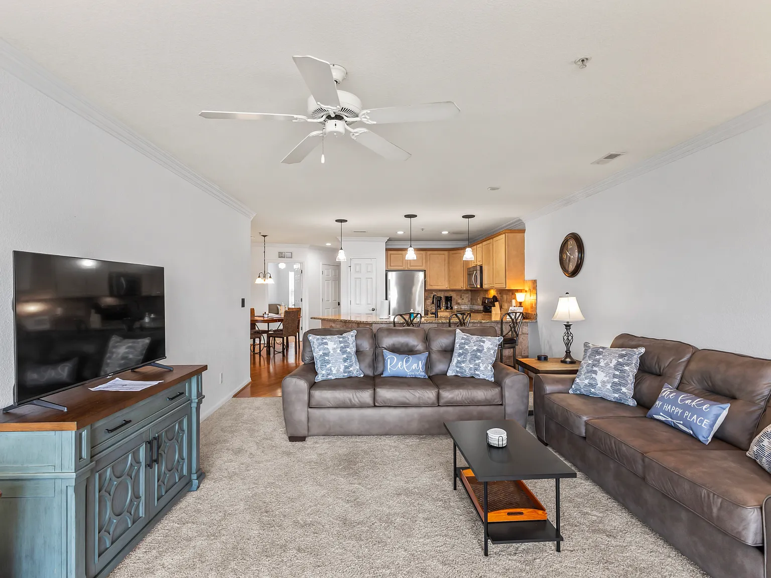 3 bed, 1700 sqft, $1,999 — Photo 4
