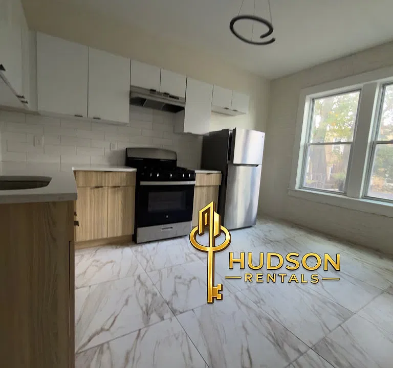 147 Lexington Ave #2