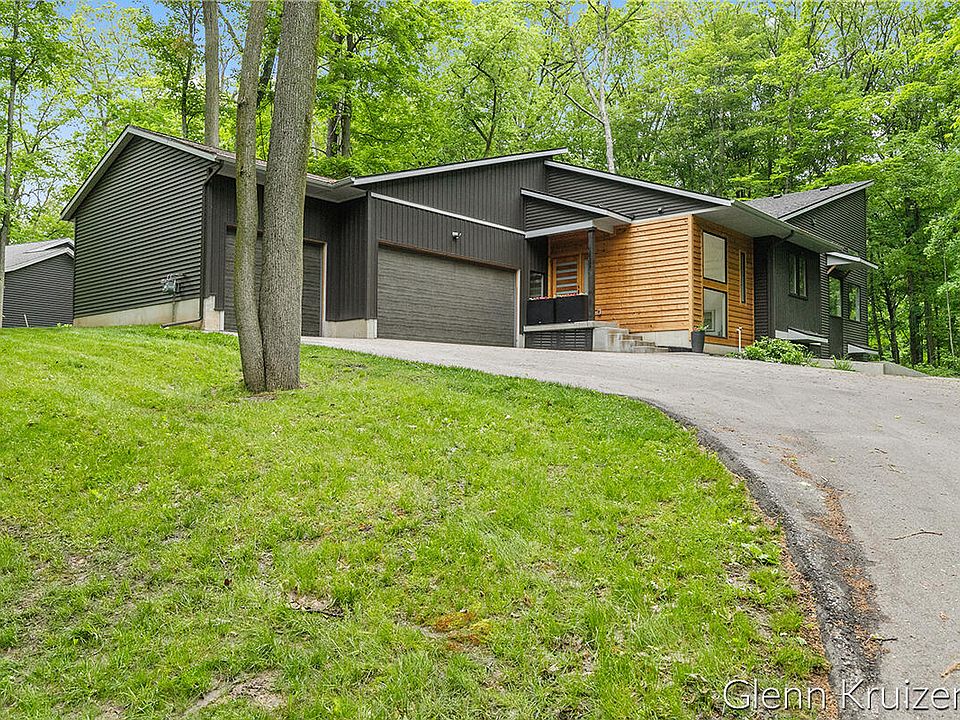 5447 Pine Island Dr NE, Comstock Park, MI 49321 Zillow