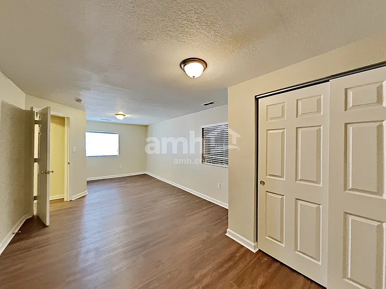 5060 E 118th Ave — Photo 18