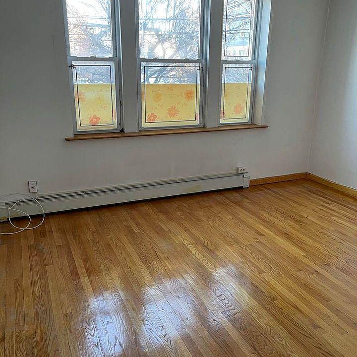 1st image of 1-55 166th St #1
