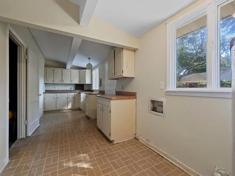 320 Lakeview Blvd — Photo 11